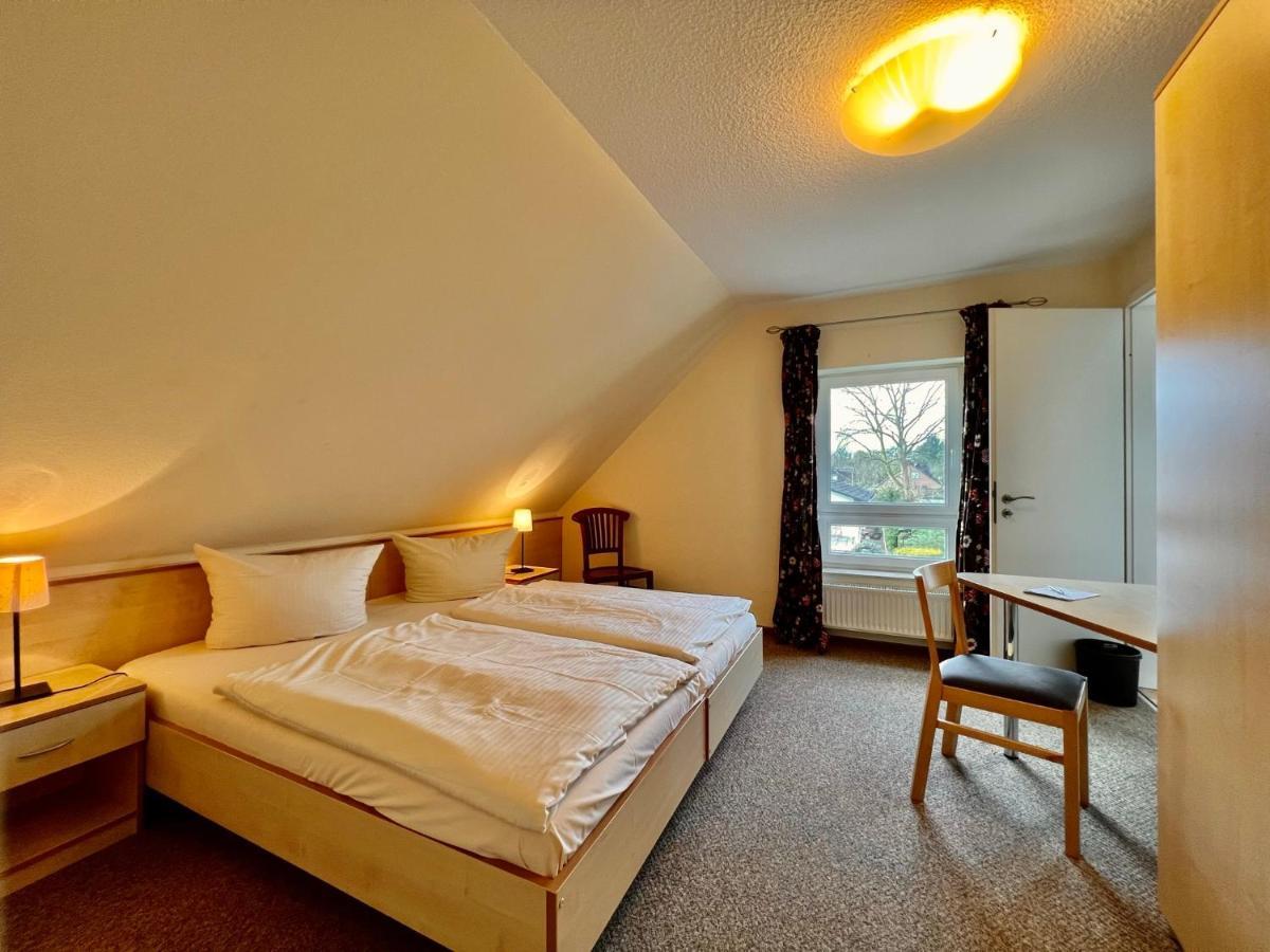 Gaestehaus Suedheide Hambühren Extérieur photo