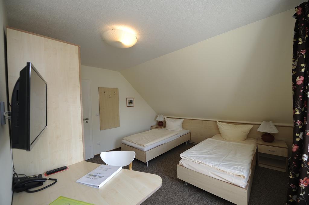 Gaestehaus Suedheide Hambühren Extérieur photo